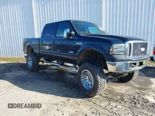 2007 Ford Super Duty F-250 XL with VIN 1FTSW21P47EA93259, listed as a IAAI auction lot 41647301 with 105,955 mi miles. Bid and sale history available at carsss.com. Image 1.