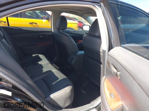 2009 Lexus ES 350 with VIN JTHBJ46G892307398, listed as a IAAI auction lot 41652089 with 141,255 mi miles. Bid and sale history available at carsss.com. Image 8.