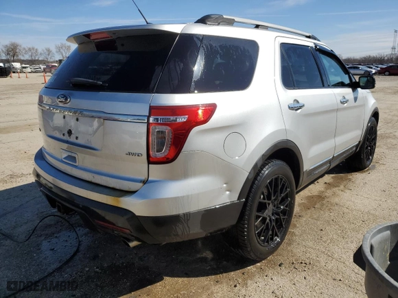 2011 Ford Explorer XLT with VIN 1FMHK8D81BGA03216, listed as a Copart auction lot 50421855 with 323,496 mi miles and Salvage Title. Bid and sale history available at carsss.com. Image 3.