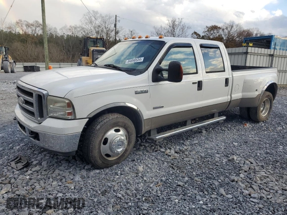 2005 Ford F-350 XL с VIN 1FTWW32P55EA54456, выставлен на аукционе Copart как лот 84890534 с пробегом 128 220 миль миль и Списание • Salvage title. История ставок и продаж доступна на DreamBid. Изображение 1.