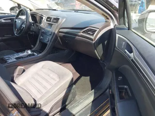 2017 Ford Fusion S with VIN 3FA6P0G73HR240251, listed as a IAAI auction lot 41940426 with 282,023 mi miles. Bid and sale history available at carsss.com. Image 5.