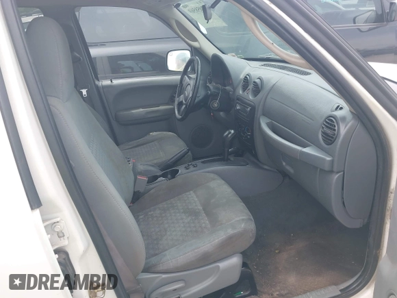 2007 Jeep Liberty Sport z VIN 1J4GL48K77W694450, wystawiony jako IAAI lot #42058569 z przebiegiem 287 326 mil mil oraz . Historia ofert i sprzedaży dostępna na DreamBid. Obrazek 5.