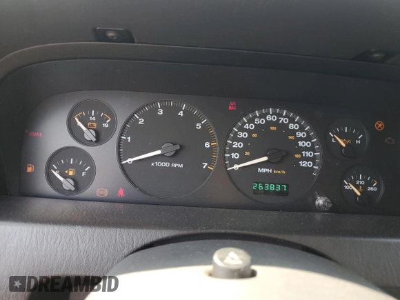 2004 Jeep Grand Cherokee Laredo z VIN 1J4GW48S24C217901, wystawiony jako Copart lot #60436675 z przebiegiem 263 837 mil mil oraz Szkoda całkowita • Salvage title. Historia ofert i sprzedaży dostępna na DreamBid. Obrazek 9.