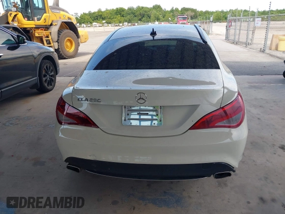 2016 Mercedes-Benz CLA 250 z VIN WDDSJ4EB4GN330900, wystawiony jako IAAI lot #42342783 z przebiegiem 76 342 mil mil oraz . Historia ofert i sprzedaży dostępna na DreamBid. Obrazek 16.
