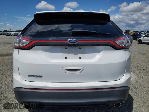 2015 Ford Edge SE z VIN 2FMTK3G86FBC35249, wystawiony jako Copart lot #56410795 z przebiegiem 107 974 mil mil oraz Szkoda całkowita • Salvage title. Historia ofert i sprzedaży dostępna na DreamBid. Obrazek 6.