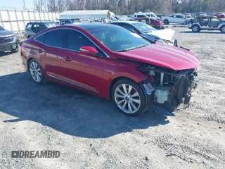 2016 Hyundai Azera Limited with VIN KMHFH4JG4GA508154, listed as a IAAI auction lot 41585151 with 83,186 mi miles and . Bid and sale history available at carsss.com. Image 1.