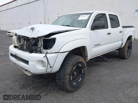 2008 Toyota Tacoma z VIN 5TELU42N58Z560464, wystawiony jako IAAI lot #41698272 z przebiegiem 208 441 mil mil oraz . Historia ofert i sprzedaży dostępna na DreamBid. Obrazek 17.
