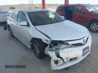 2012 Toyota Camry L with VIN 4T1BF1FK6CU524610, listed as a IAAI auction lot 42113256 with 196,934 mi miles. Bid and sale history available at carsss.com. Image 1.