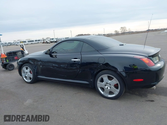 2002 Lexus SC with VIN JTHFN48Y120003925, listed as a IAAI auction lot 41921006 with 157,235 mi miles. Bid and sale history available at carsss.com. Image 14.