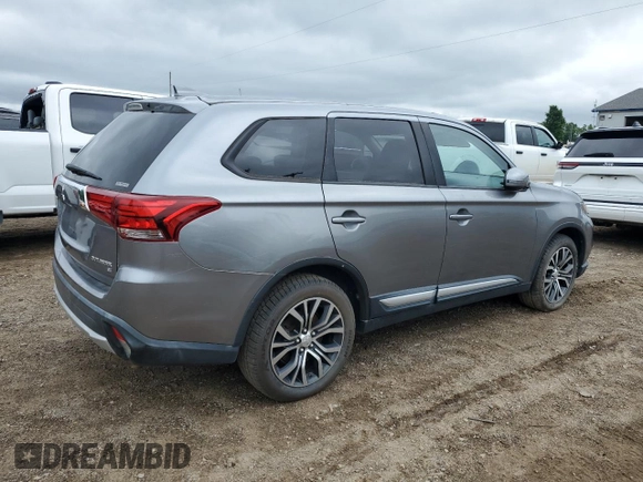 2017 Mitsubishi Outlander SE with VIN JA4AZ3A30HZ045252, listed as a Copart auction lot 63593705 with 121,497 mi miles and Clean title. Bid and sale history available at DreamBid. Image 3.