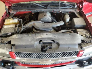 2004 Chevrolet Avalanche Z71 with VIN 3GNEK12T54G295232, listed as a Copart auction lot 59736585 with 210,874 mi miles and Salvage title. Bid and sale history available at DreamBid. Image 11.