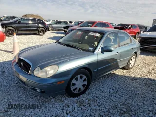 2004 Hyundai Sonata with VIN KMHWF25H14A036679, listed as a Copart auction lot 88301315 with 162,794 mi miles and Salvage Title. Bid and sale history available at carsss.com. Image 1.