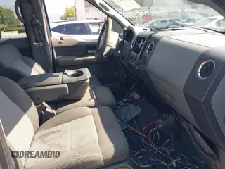 2006 Ford F-150 XLT с VIN 1FTRW14W76KD37739, выставлен на аукционе IAAI как лот 42706614 с пробегом 325 028 миль миль и . История ставок и продаж доступна на DreamBid. Изображение 5.