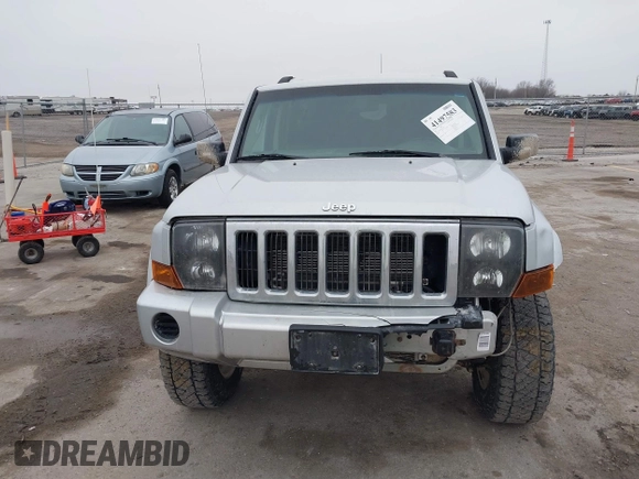 2007 Jeep Commander Sport с VIN 1J8HG48P07C577569, выставлен на аукционе IAAI как лот 41497583 с пробегом 245 446 миль миль и . История ставок и продаж доступна на DreamBid. Изображение 6.