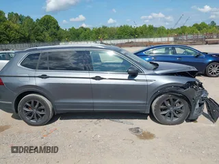 2022 Volkswagen Tiguan SE с VIN 3VV3B7AX1NM166528, выставлен на аукционе IAAI как лот 42723213 с пробегом 85 173 миль миль и . История ставок и продаж доступна на DreamBid. Изображение 13.