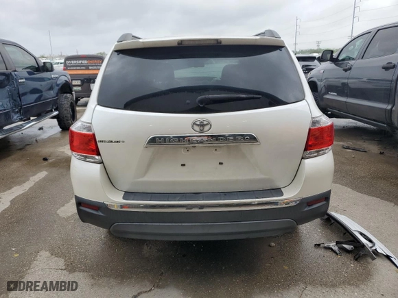 2013 Toyota Highlander with VIN 5TDZK3EH0DS099682, listed as a Copart auction lot 51781675 with 114,190 mi miles and Salvage Title. Bid and sale history available at carsss.com. Image 6.