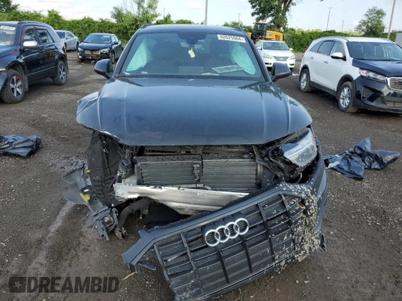 2024 Audi Q5 Komfort with VIN WA1AAAFY1R2073636, listed as a Copart auction lot 62625984 with 0 mi miles and Salvage Title. Bid and sale history available at carsss.com. Image 5.