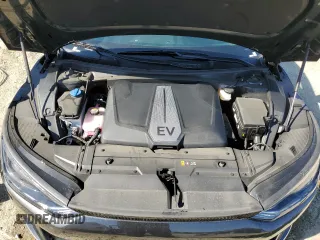 2024 Kia EV6 Wind with VIN KNDC34LA4R5202274, listed as a Copart auction lot 77631504 with 13,363 mi miles and Clean Title. Bid and sale history available at carsss.com. Image 11.