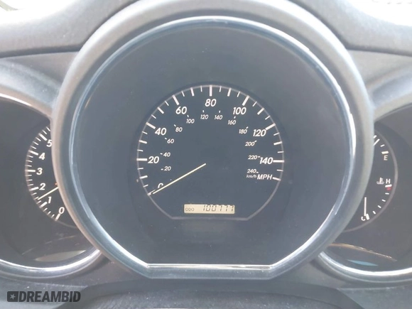 2005 Lexus RX 330 with VIN 2T2HA31U05C067189, listed as a IAAI auction lot 41853113 with 100777 miles. Bid and sale history available at carsss.com. Image 7.