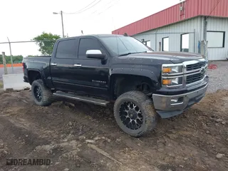 2015 Chevrolet Silverado 1500 LT with VIN 3GCUKREC9FG142970, listed as a IAAI auction lot 42064960 with 77,479 mi miles. Bid and sale history available at carsss.com. Image 13.