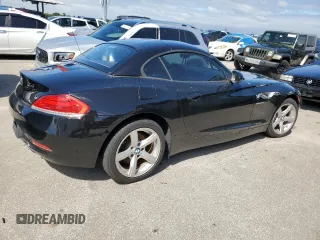 2013 BMW Z4 sDrive28i with VIN WBALL5C54DJ103864, listed as a Copart auction lot 74069774 with 36,161 mi miles and Salvage Title. Bid and sale history available at carsss.com. Image 3.