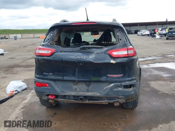 2014 Jeep Cherokee Trailhawk with VIN 1C4PJMBS5EW128658, listed as a IAAI auction lot 41722320 with 1 mi miles. Bid and sale history available at carsss.com. Image 15.