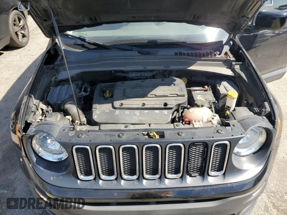 2015 Jeep Renegade Latitude with VIN ZACCJABH0FPB65418, listed as a Copart auction lot 47462455 with 98,010 mi miles and Clean Title. Bid and sale history available at carsss.com. Image 12.
