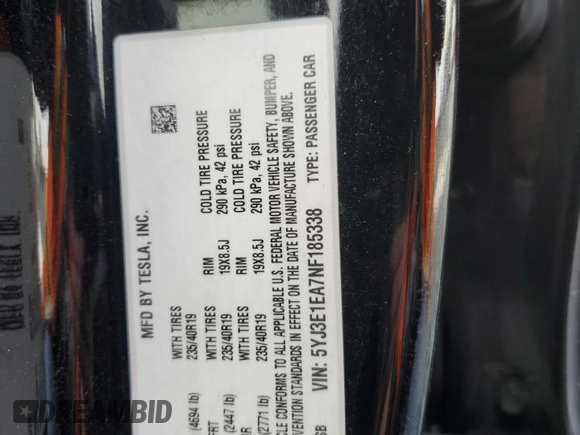 2022 Tesla Model 3 z VIN 5YJ3E1EA7NF185338, wystawiony jako Copart lot #57221875 z przebiegiem 134 215 mil mil oraz Szkoda całkowita • Salvage title. Historia ofert i sprzedaży dostępna na DreamBid. Obrazek 13.