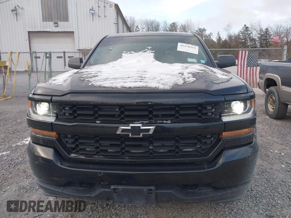 2017 Chevrolet Silverado 1500 Custom with VIN 1GCVKPEC8HZ130935, listed as a IAAI auction lot 41270314 with 89,417 mi miles. Bid and sale history available at carsss.com. Image 12.