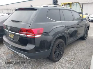 2018 Volkswagen Atlas SE with VIN 1V2DP2CA6JC600310, listed as a IAAI auction lot 42256570 with 29,912 mi miles and . Bid and sale history available at DreamBid. Image 4.
