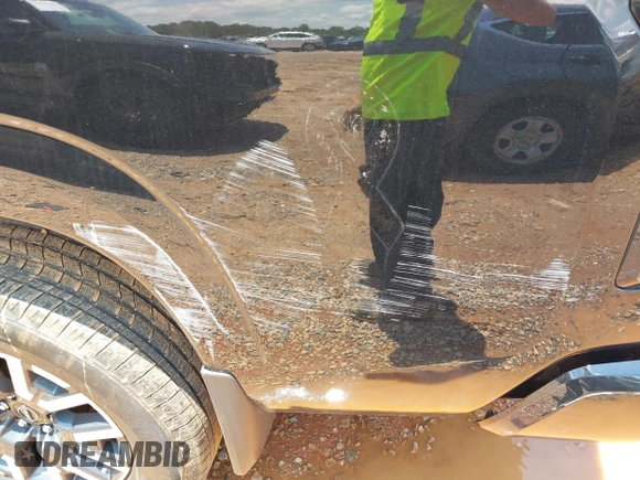 2024 Nissan Frontier Pro-4X with VIN 1N6ED1EK3RN604083, listed as a IAAI auction lot 42479714 with 5,187 mi miles and . Bid and sale history available at DreamBid. Image 18.