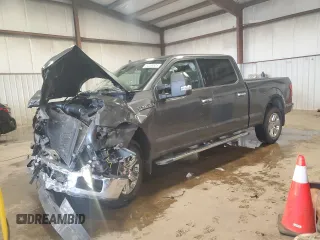 2019 Ford F-150 XL with VIN 1FTFW1E40KFB00092, listed as a Copart auction lot 64065805 with 102,307 mi miles and Salvage title. Bid and sale history available at DreamBid. Image 1.