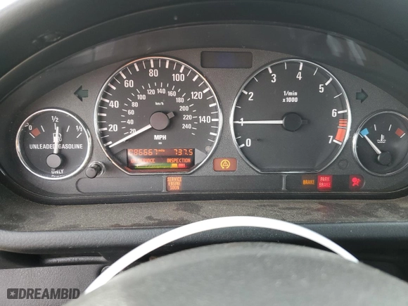 2001 BMW Z3 2.5i with VIN WBACN33401LK48695, listed as a Copart auction lot 47415275 with 86,667 mi miles and Salvage Title. Bid and sale history available at carsss.com. Image 9.
