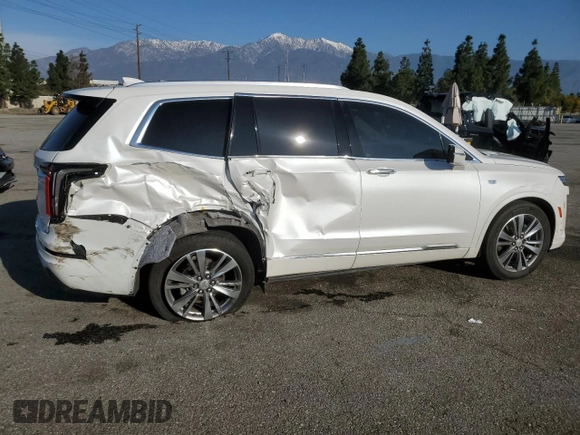 2022 Cadillac XT6 Premium Luxury with VIN 1GYKPFRS5NZ125360, listed as a Copart auction lot 45431165 with 47,511 mi miles and Salvage Title. Bid and sale history available at carsss.com. Image 3.