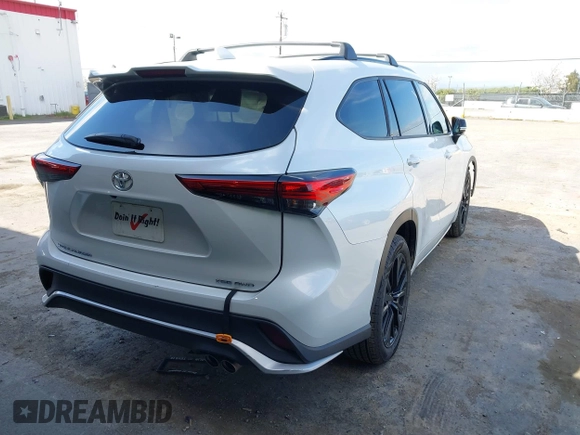 2023 Toyota Highlander L with VIN 5TDKDRBH0PS004206, listed as a IAAI auction lot 41902720 with 53,154 mi miles and . Bid and sale history available at DreamBid. Image 4.