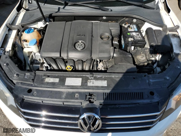 2014 Volkswagen Passat SE with VIN 1VWBP7A32EC014345, listed as a Copart auction lot 43405135 with 121,253 mi miles and Salvage Title. Bid and sale history available at carsss.com. Image 11.