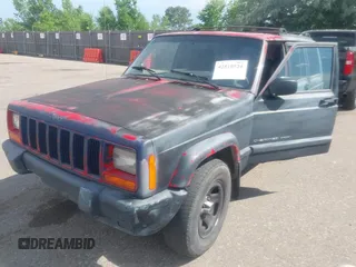 2001 Jeep Cherokee Sport with VIN 1J4FF48S21L624267, listed as a IAAI auction lot 42510524 with 217,209 mi miles and . Bid and sale history available at DreamBid. Image 2.