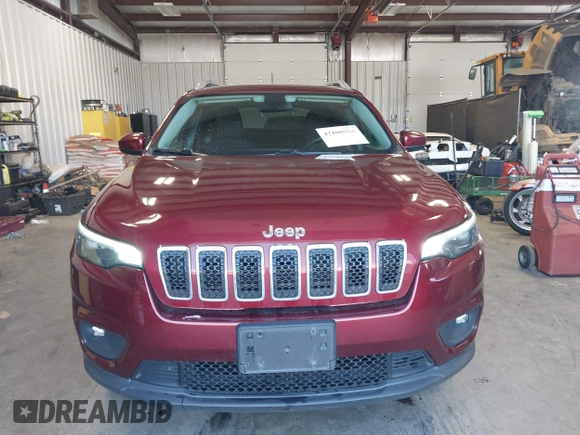 2019 Jeep Cherokee Latitude z VIN 1C4PJMCB7KD127453, wystawiony jako IAAI lot #42100924 z przebiegiem 97 414 mil mil oraz . Historia ofert i sprzedaży dostępna na DreamBid. Obrazek 13.