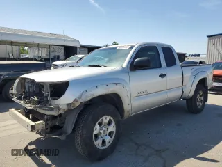 2010 Toyota Tacoma z VIN 5TEUU4EN1AZ740210, wystawiony jako Copart lot #58001235 z przebiegiem 126 682 mil mil oraz Szkoda całkowita • Salvage title. Historia ofert i sprzedaży dostępna na DreamBid. Obrazek 1.