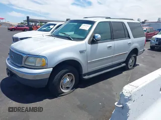 1999 Ford Expedition XLT z VIN 1FMPU18L8XLA69627, wystawiony jako IAAI lot #42847569 z przebiegiem Nie podano mil oraz . Historia ofert i sprzedaży dostępna na DreamBid. Obrazek 2.