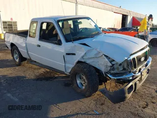 2005 Ford Ranger XL with VIN 1FTYR15E85PB03166, listed as a IAAI auction lot 41439373 with 184,974 mi miles. Bid and sale history available at carsss.com. Image 1.