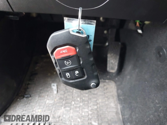 2022 Jeep Gladiator Rubicon with VIN 1C6JJTBG7NL145501, listed as a IAAI auction lot 41506842 with 20,593 mi miles and . Bid and sale history available at DreamBid. Image 11.