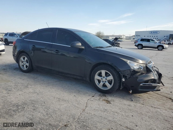 2015 Chevrolet Cruze LT with VIN 1G1PC5SB0F7163760, listed as a Copart auction lot 50835265 with 77,229 mi miles and Salvage Title. Bid and sale history available at carsss.com. Image 4.