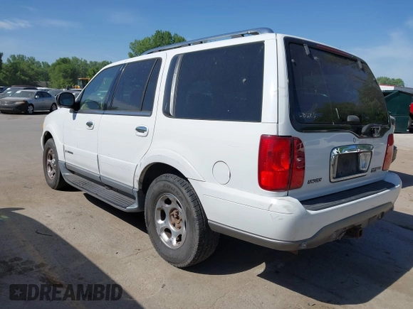 2001 Lincoln Navigator with VIN 5LMFU28A41LJ05964, listed as a IAAI auction lot 42266923 with 209,426 mi miles and . Bid and sale history available at DreamBid. Image 3.