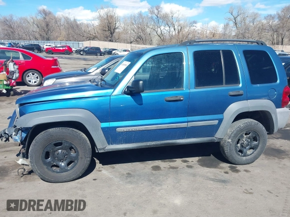 2005 Jeep Liberty Sport with VIN 1J4GK48K55W718275, listed as a IAAI auction lot 41869950 with 198,154 mi miles. Bid and sale history available at carsss.com. Image 15.