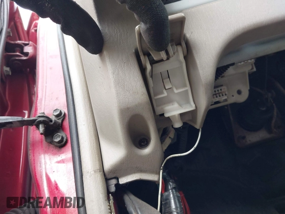 2001 Toyota RAV4 with VIN JTEGH20V710009113, listed as a IAAI auction lot 42813771 with 186,955 mi miles and . Bid and sale history available at DreamBid. Image 12.