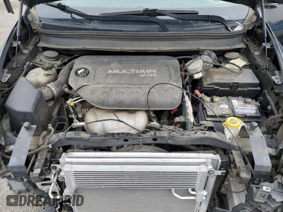 2016 Jeep Cherokee Latitude with VIN 1C4PJLCB7GW128303, listed as a Copart auction lot 53908255 with 104,098 mi miles and Clean title. Bid and sale history available at DreamBid. Image 12.