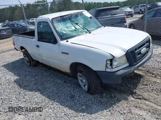2008 Ford Ranger XL z VIN 1FTYR10D88PB13098, wystawiony jako IAAI lot #42265666 z przebiegiem Nie podano mil oraz . Historia ofert i sprzedaży dostępna na DreamBid. Obrazek 1.