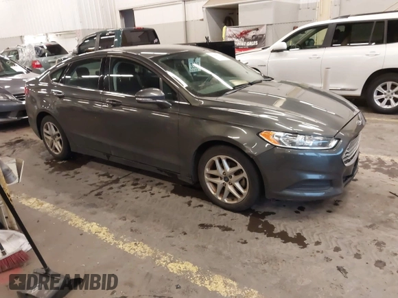 2015 Ford Fusion SE with VIN 1FA6P0H7XF5124074, listed as a IAAI auction lot 41658822 with 127,886 mi miles and . Bid and sale history available at carsss.com. Image 1.