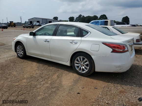 2014 Nissan Altima 2.5 S with VIN 1N4AL3AP9EN381498, listed as a Copart auction lot 57979484 with 161,999 mi miles and Salvage Title. Bid and sale history available at carsss.com. Image 2.